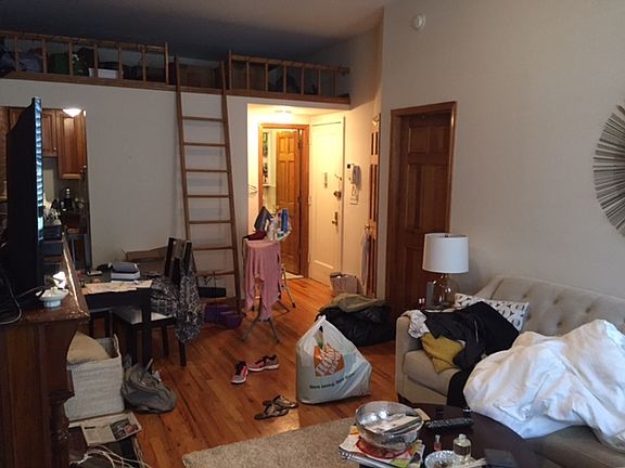 5th image of 47 W 75th St APT 4R