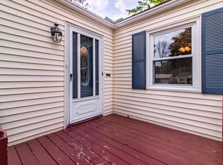 27823 Aberdeen Rd, Bay Village, OH 44140