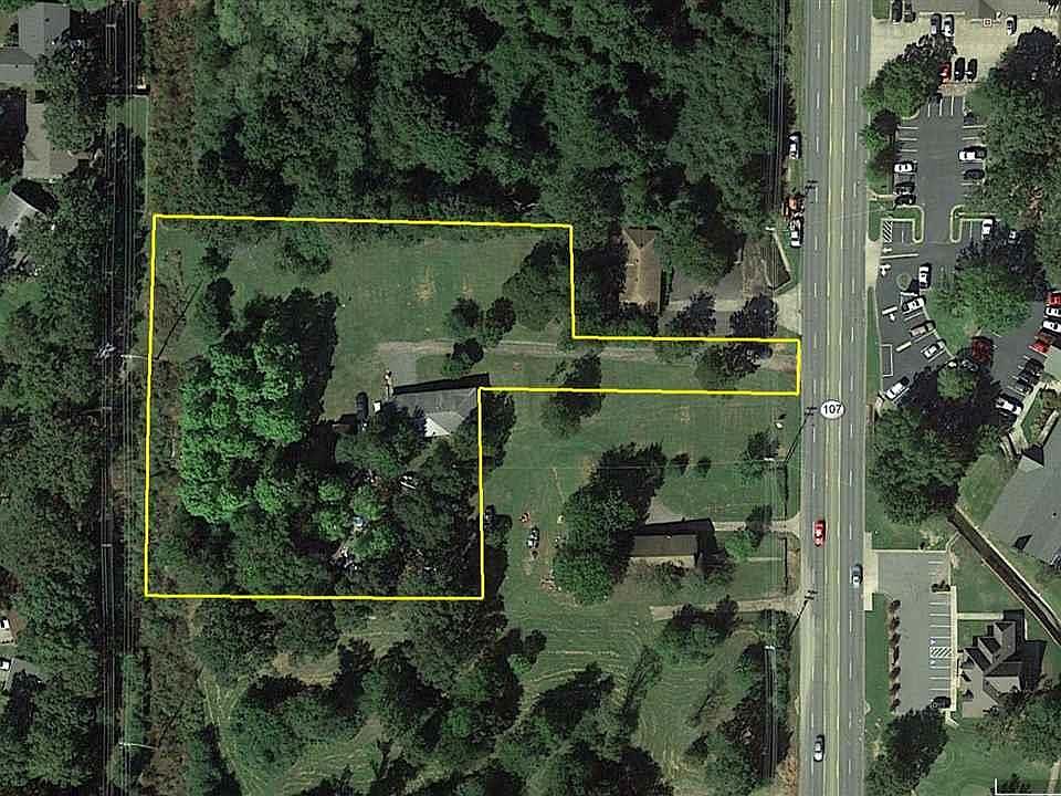 2nd image of 7601 Highway 107