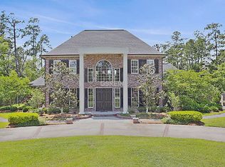 556 Pelican Ridge Dr, Madisonville, LA 70447