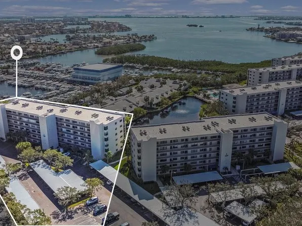 1316 Pasadena Ave S APT 204, South Pasadena, FL 33707