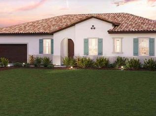 208 Luna Way, Hollister, CA 95023