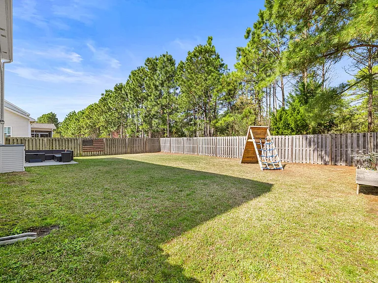 357 Belvedere Dr — Photo 52