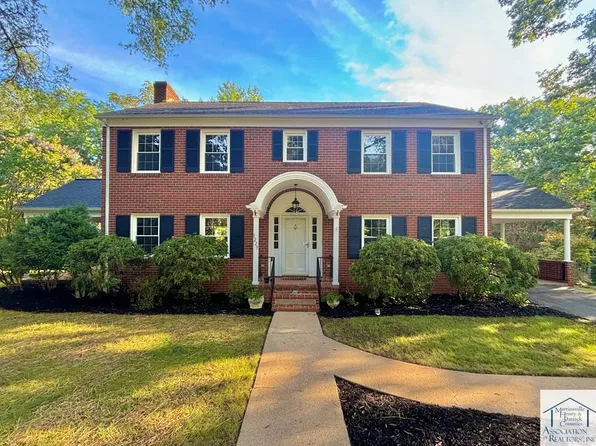 1229 Mulberry Rd, Martinsville, VA 24112