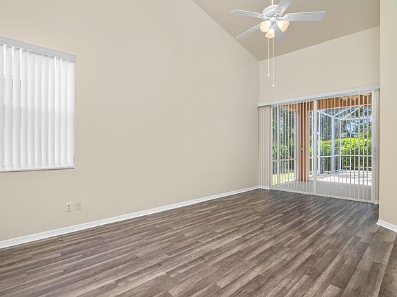 3rd image of 9197 Coach House Ln