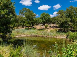 522 NW George Hollow Dr, Kerrville, TX 78028
