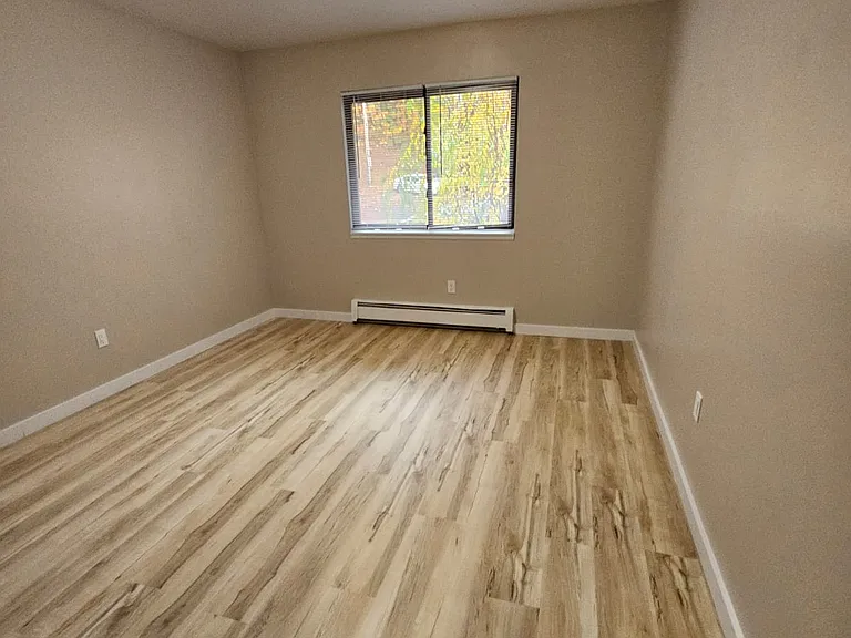 46 Osborn Rd #D8 — Photo 9