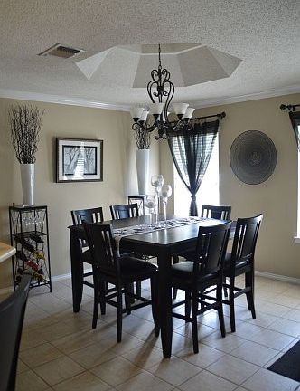 5th image of 6025 Stratford Ave