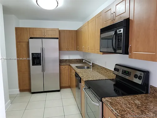 401 69th St Photo 1