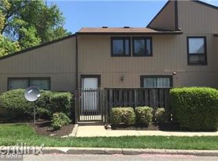 404 West Ct, Glen Burnie, MD 21061