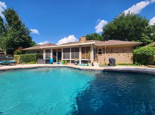 3817 Berkshire Ln, Bedford, TX 76021
