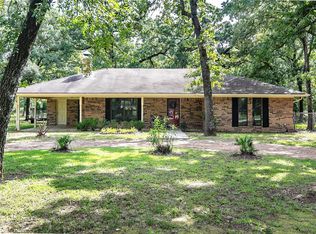 27 Rainbow Dr, Malakoff, TX 75148