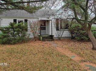 310 N Ionia St, Gladwin, MI 48624