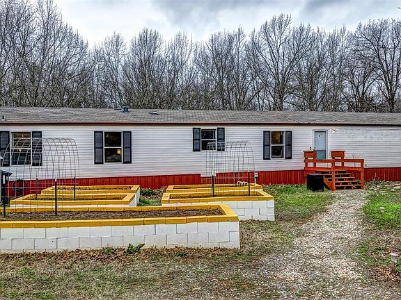 3rd image of 14717 Turkey Hills Rd