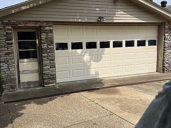 2-car garage