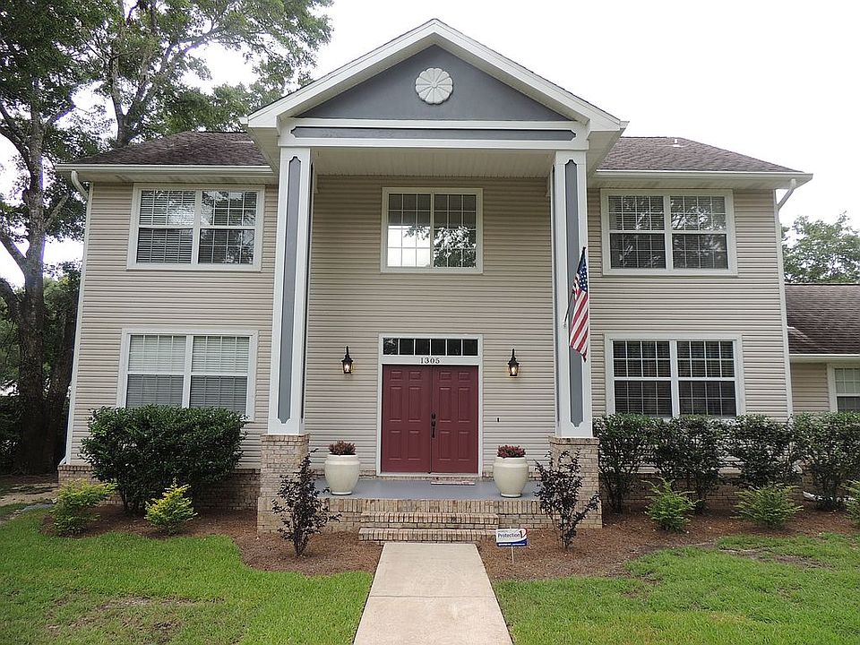 1st image of 1305 Bayshore Dr