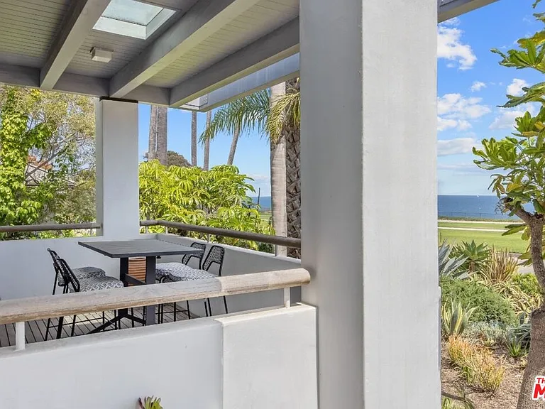 1312 Shoreline Dr — Photo 32