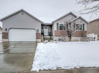 2257 S 1350 W, Woods Cross, UT 84087