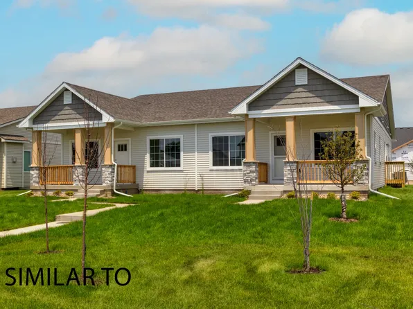 9796 Regatta Ln, Johnston, IA 50131