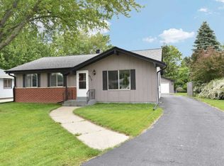 6715 Brian Dr, Racine, WI 53402