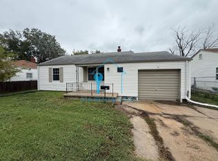 2925 E Pawnee St, Wichita, KS 67211