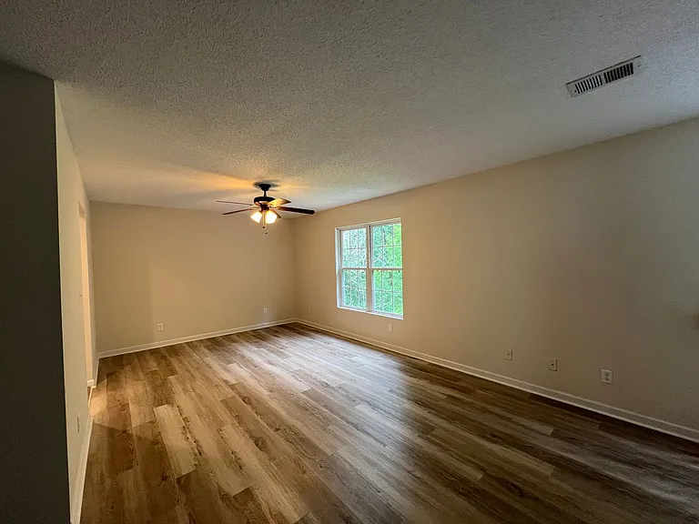 253 Riverrun Dr — Photo 31