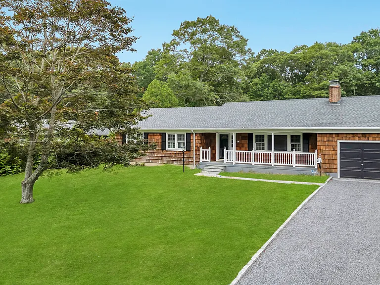81 Roses Grove Rd — Photo 26