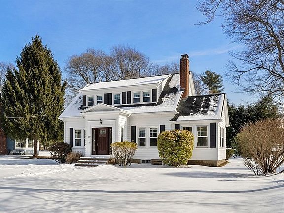 3rd image of 159 Forest Hill Ave