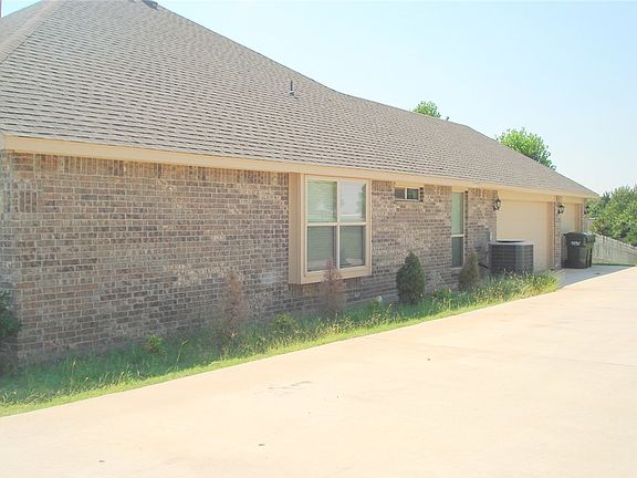 4th image of 3162 NW 201st St