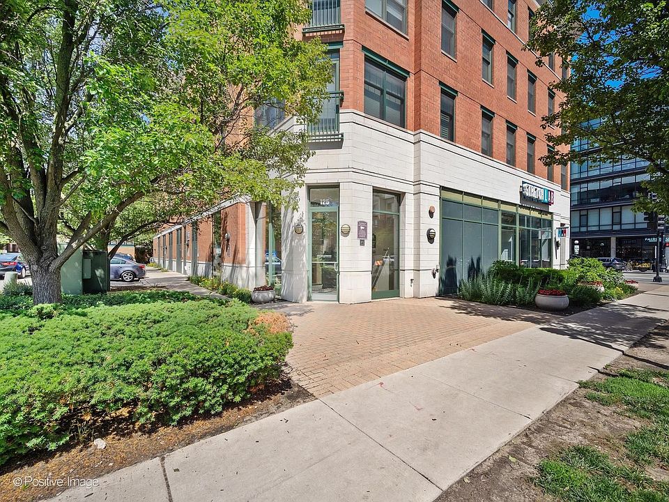 1st image of 125 N Euclid Ave APT 204
