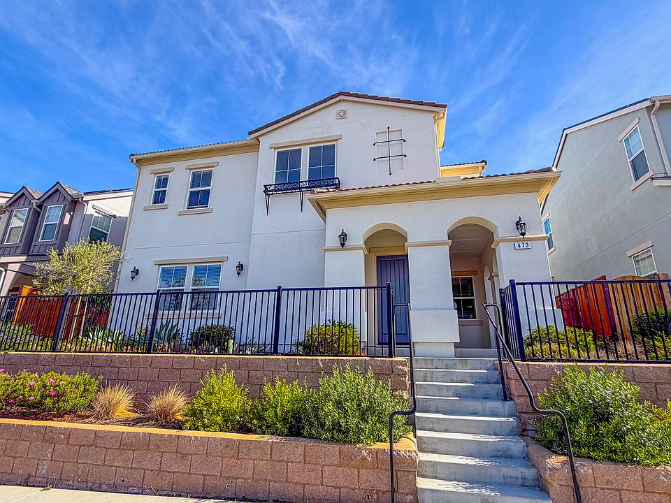1st image of 473 Marina Heights Dr