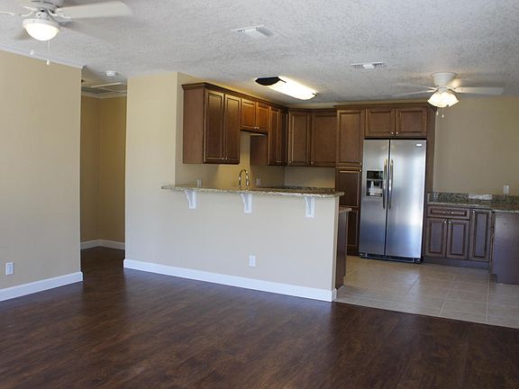 5th image of 1716 Park Ave