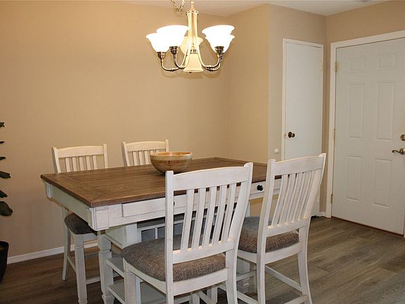 5th image of 1 Cypress Ct Unit 1