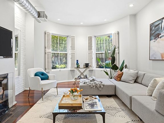 3rd image of 1692 Washington St APT 2