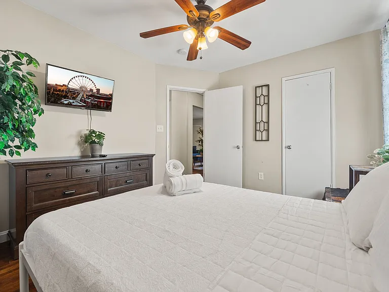 2160 Lenox Rd NE #B — Photo 25