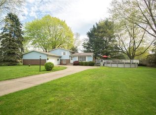 8300 Northwind Cir NW, North Canton, OH 44720