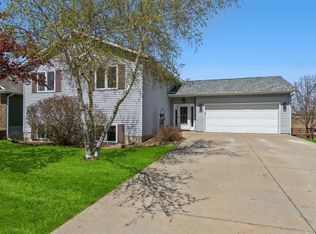 200 Alan Ave SW, Swisher, IA 52338