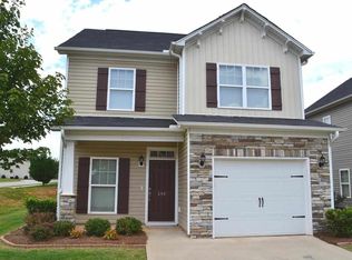 299 Barrett Chase Dr, Simpsonville, SC 29680