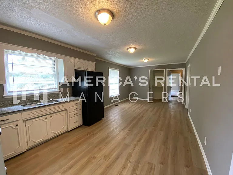 4214 Fortson Ln NW — Photo 7
