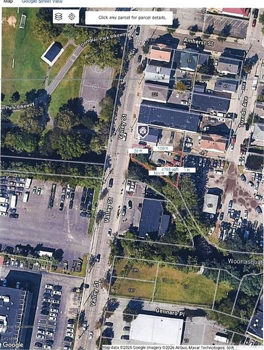 1st image of 203 Valley St