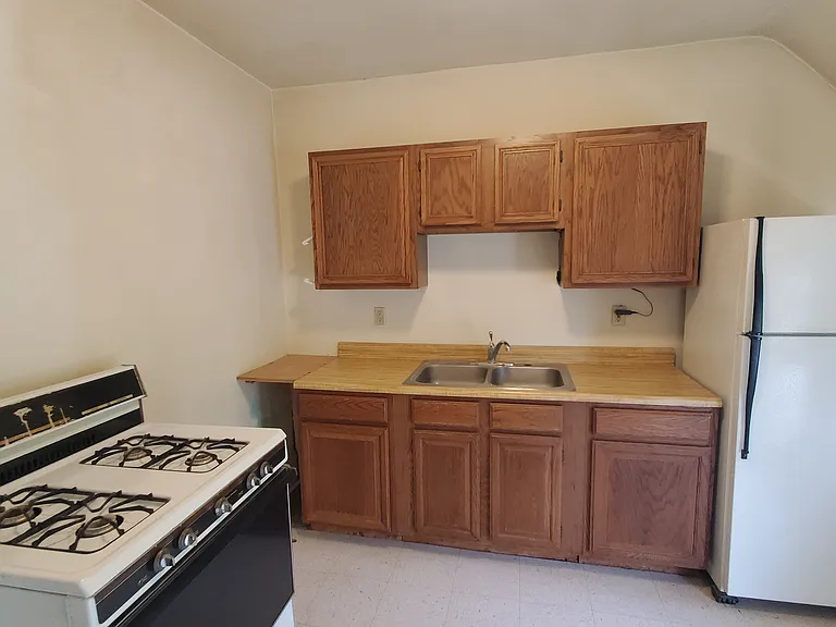 207 Institute St #B — Photo 7