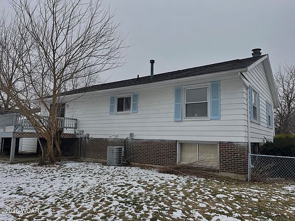 5th image of 818 Aster Dr