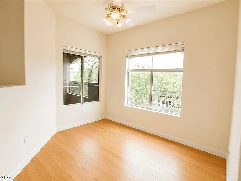 5525 W Flamingo Rd #2011 — Photo 4