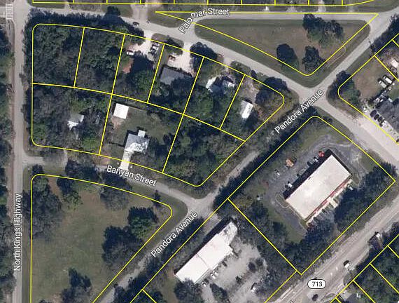 3rd image of 7102 BANYAN Street