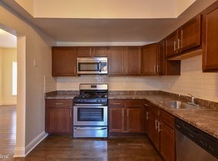 901 W Agatite Ave #4, Chicago, IL 60640