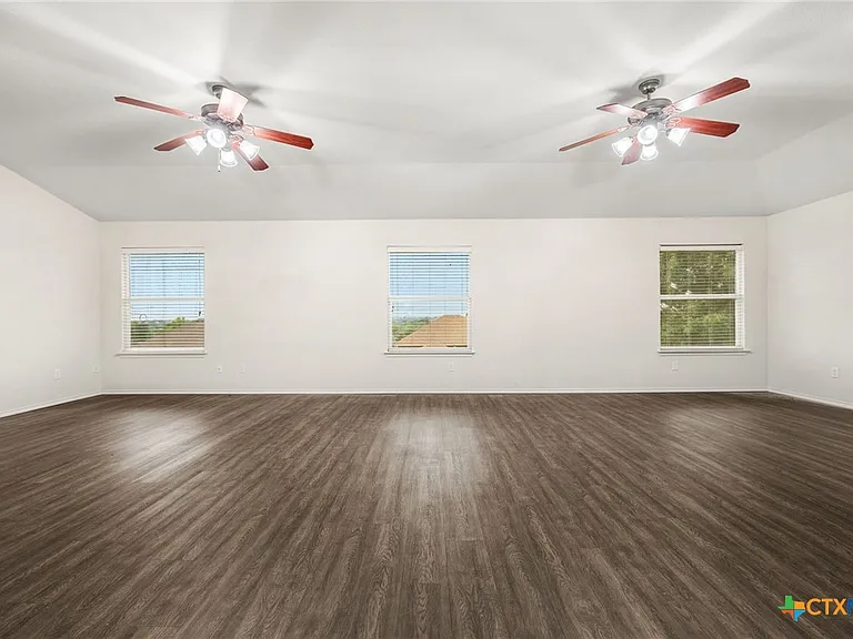 5101 Birmingham Cir — Photo 24