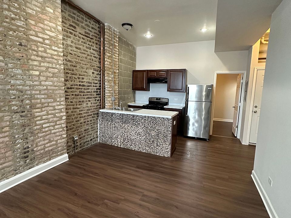 1st image of 1141 S Western Ave #2F