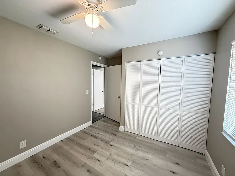 2055 NW 43rd St #1 — Photo 7