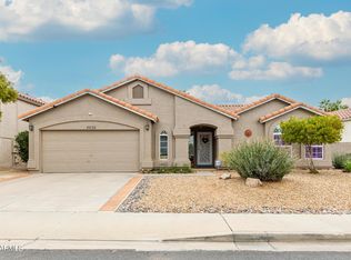 4032 E Keresan St, Phoenix, AZ 85044