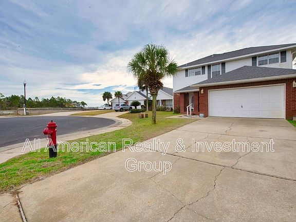 3rd image of 740 Saltair Ln